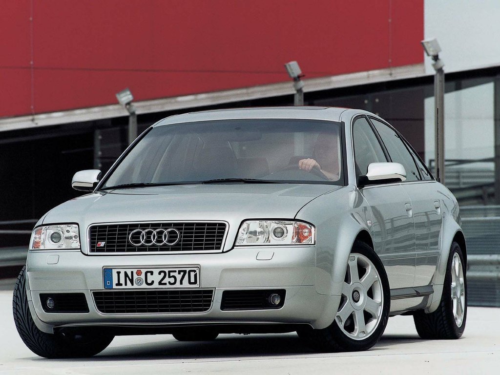 Audi S6 (4B2/C5) 2 поколение, седан (02.1997 - 04.2001)